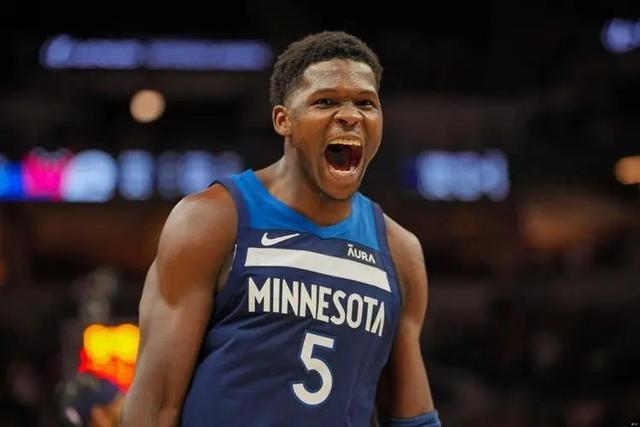 NBA前冠军质疑76人：詹姆斯状态成隐忧，可能会出现危机
